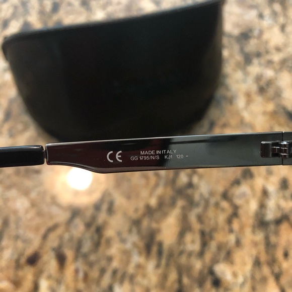 Gucci sunglasses - Picture 4 of 8